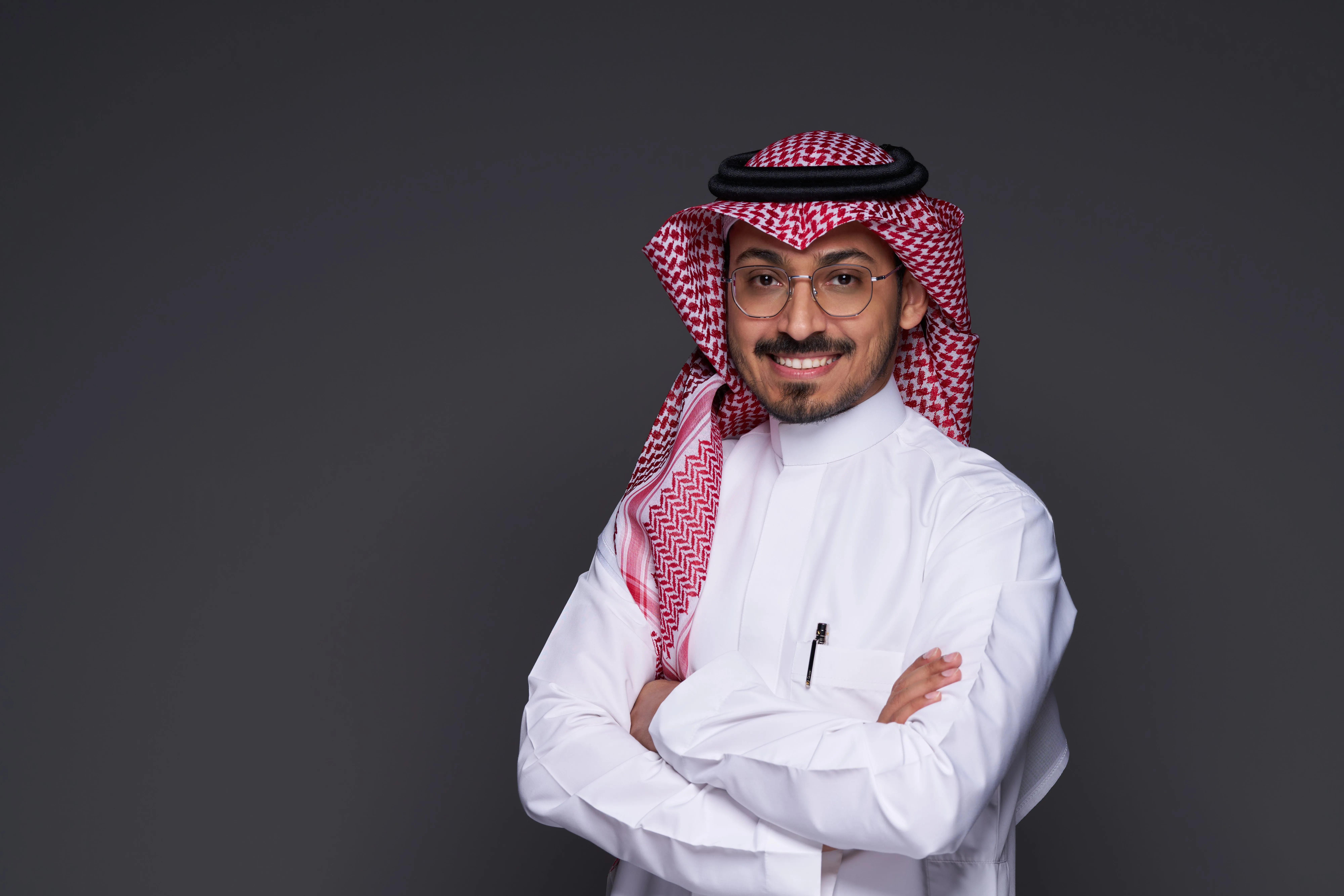 د. عبدالله بخاري في العيادة